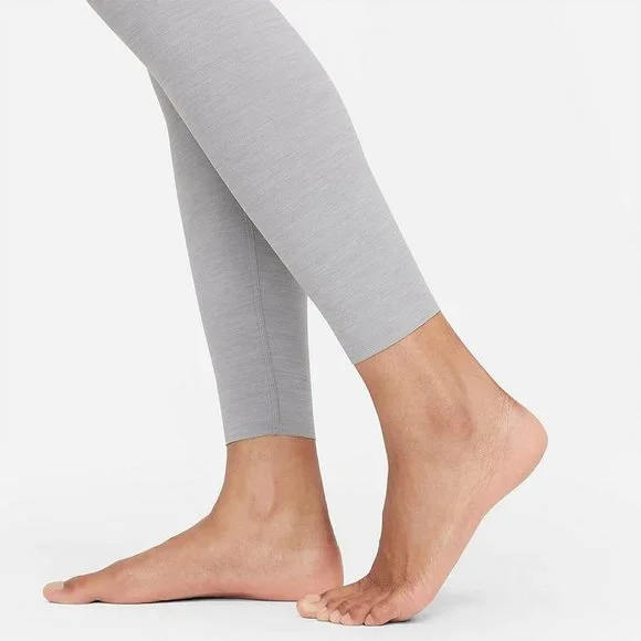 Nike Yoga Luxe High Waisted 7/8 Cropped Infinalon Leggings - Picture 5 of 8